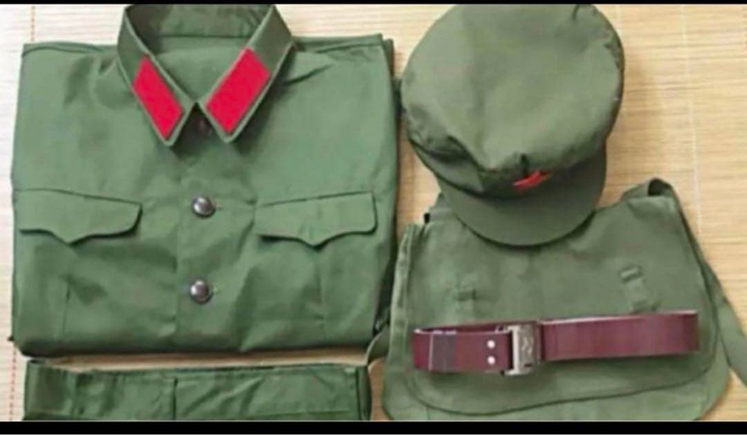 新品官給本物ベトナム戦争65式中国人民解放軍戦闘服上下帽子人民鞄セット Amazon.co.jp: 中国人民解放軍65式雨衣（袖ありレインコート）ベトナム