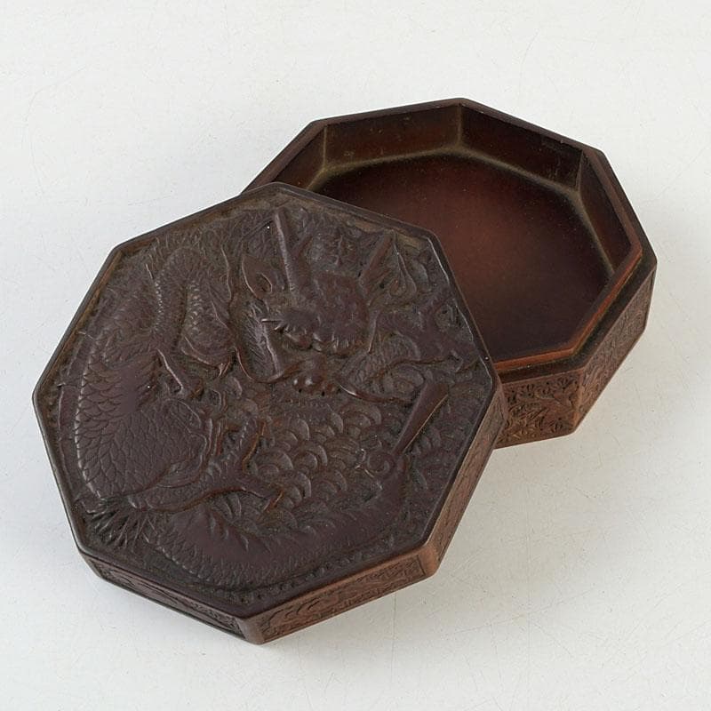 茶道具　唐木製　龍彫　八角香合　V　9507 茶道具 唐木製 龍彫 八角香合 V 9507 - メルカリ