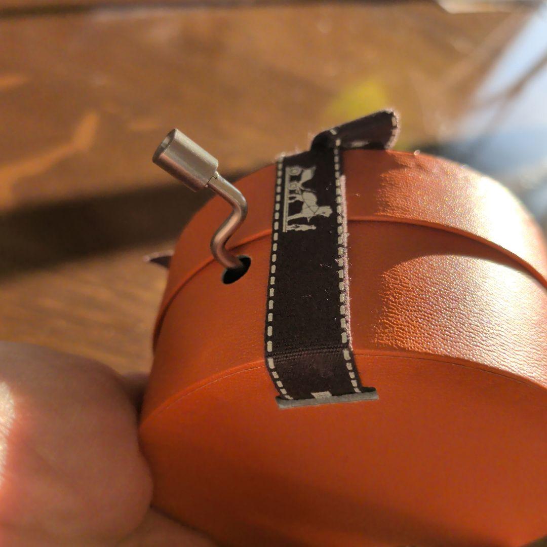 エルメス HERMES 非売品 オルゴール 手巻き リボン付き丸型