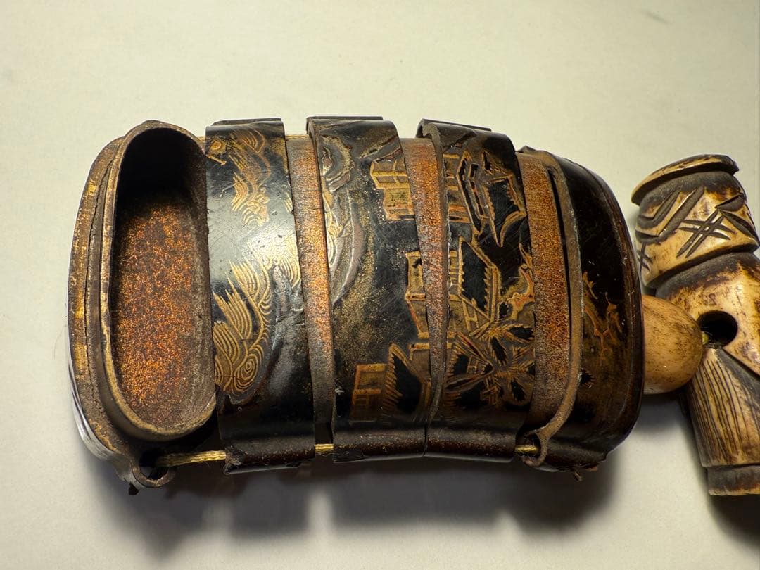 蒔絵 印籠 人物彫刻根付付 - メルカリ