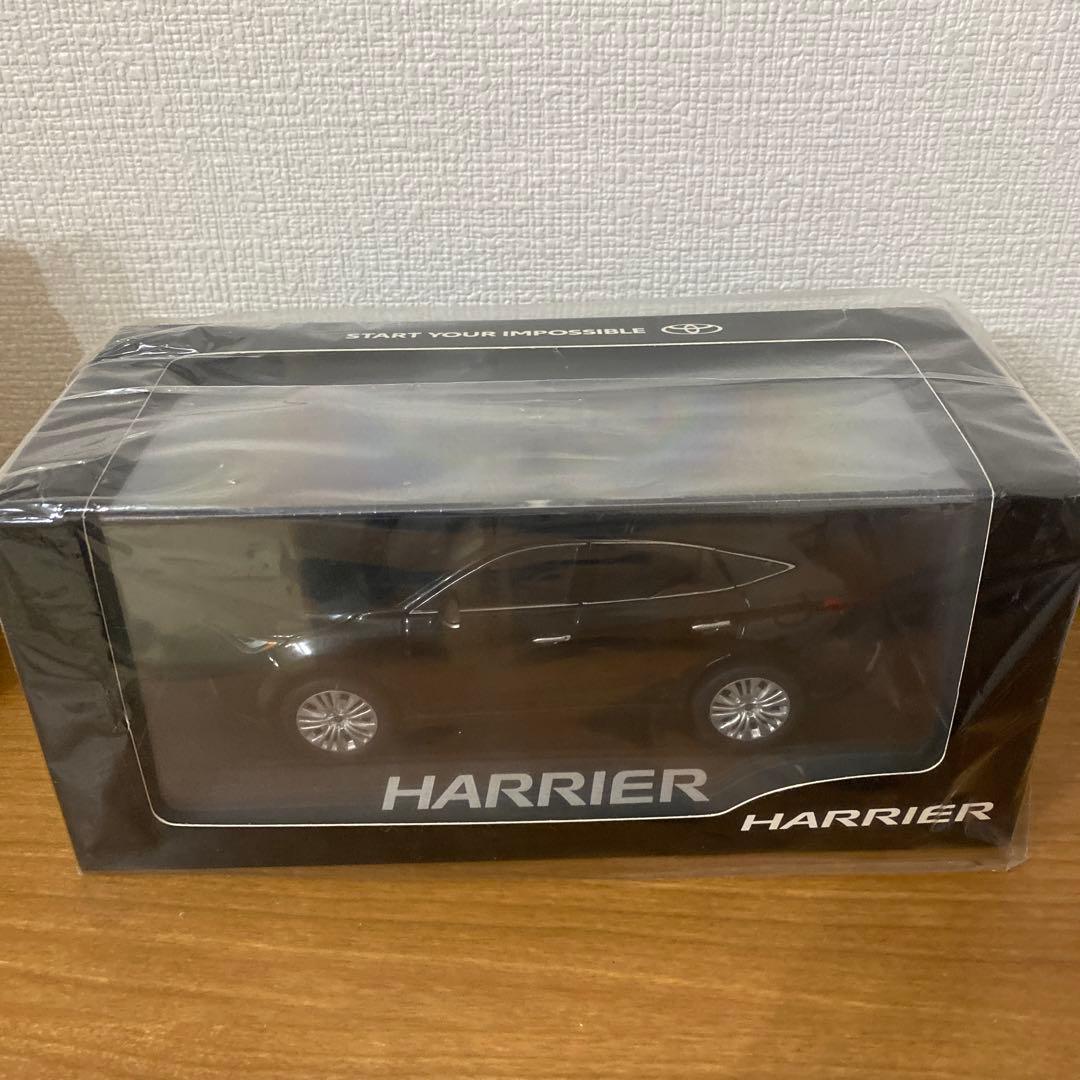 ミニカー 非売品 トヨタ ハリアー HARRIER 1／30スケールダイキャスト