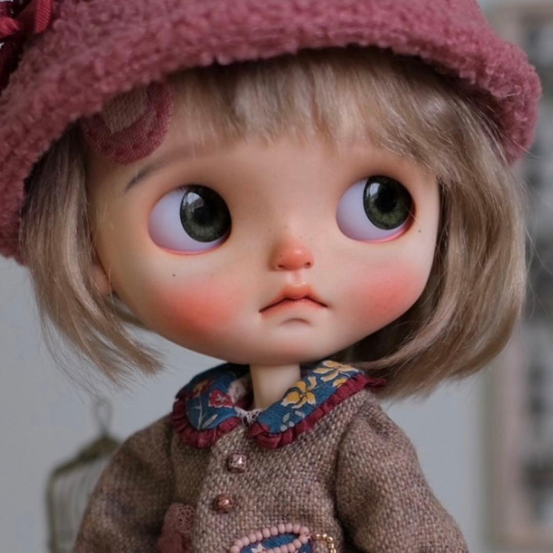 作家様カスタムブライス カスタムドール 小さなお目目 幼い かわいい