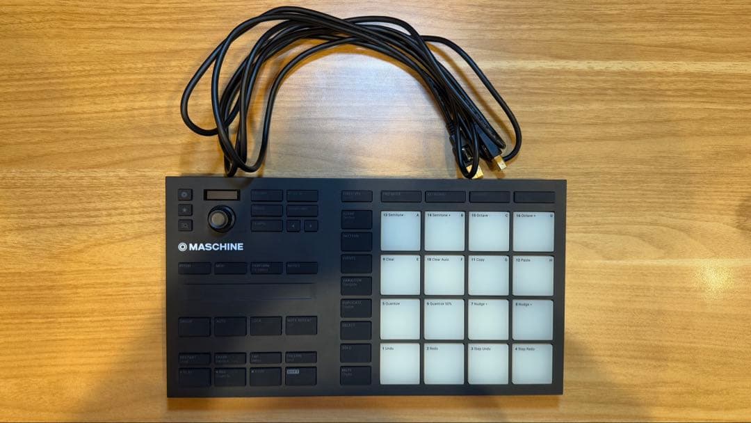 DTM・DAW MASCHINE MIKRO MK3 Native Instruments native-instruments-maschine-