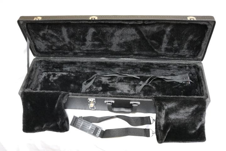 沖縄三線2挺入れブラックハードケース　頑丈で丈夫！新品未使用品 三線用アルミハードケース（2種） 1丁入れ・2丁入れ : 琉球楽器また