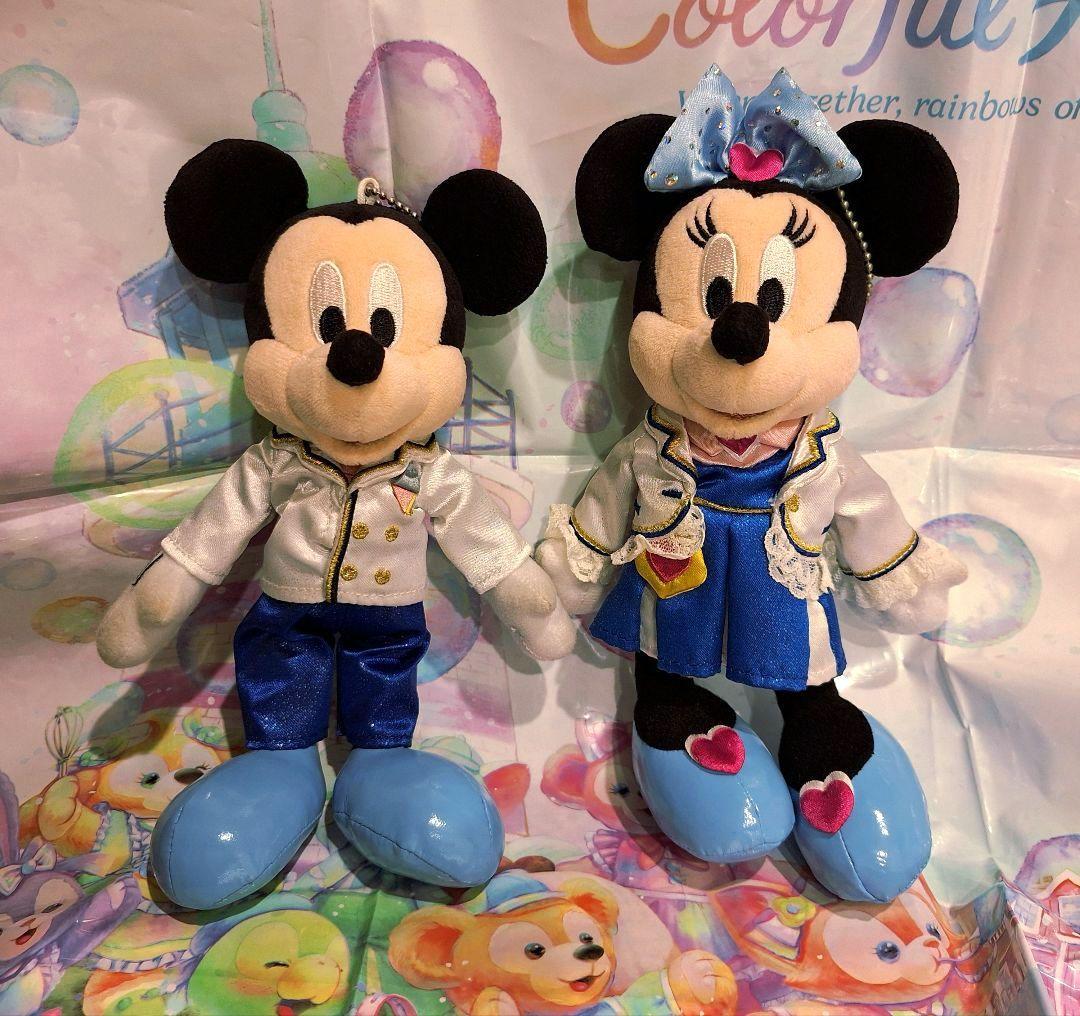 ミッキー&ミニー　ぬいぐるみバッジセット『TDSプラザエントランス』ディレクター ディズニーシー・プラザで会えるディレクターコスチューム！東京