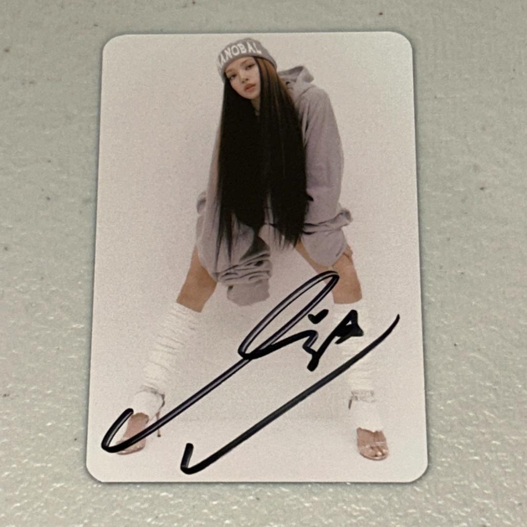 BLACKPINK リサ 直筆サイン「LALISA」特典トレカ - メルカリ