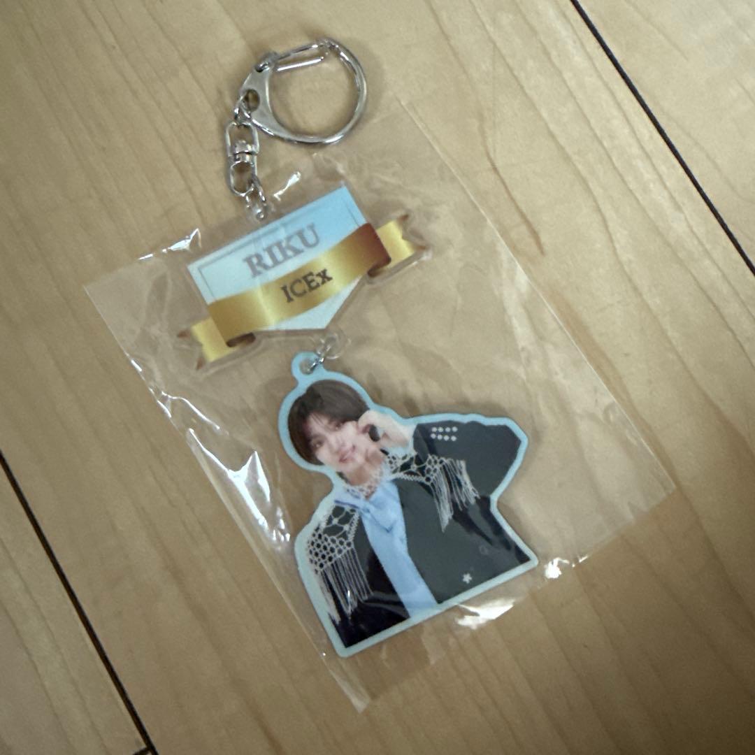 ICEx 志賀李玖 アクキー - メルカリ