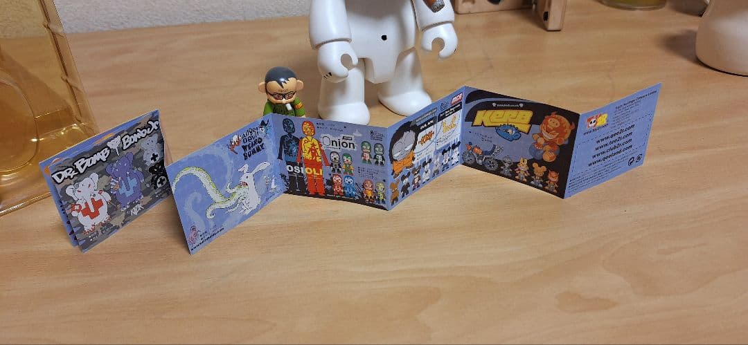 kozik QEE toy2r レア おまけスモーキンバニー１体