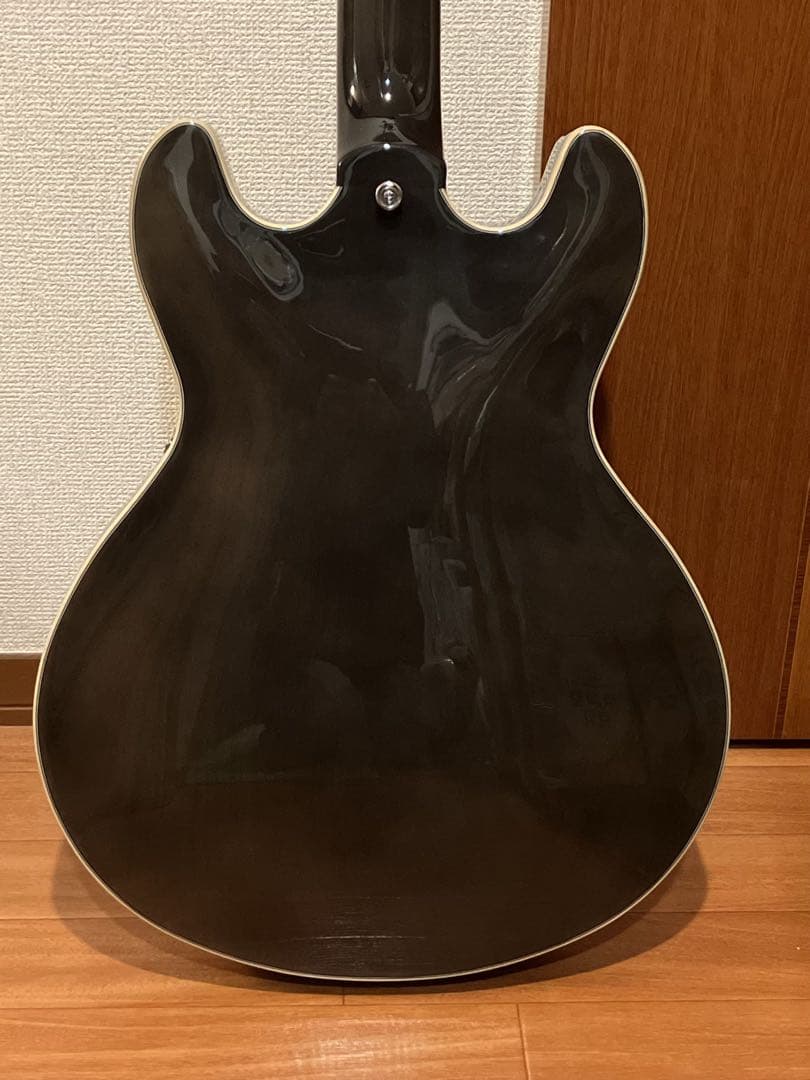 AriaProII セミアコベースTAB-Classic/FM SBK 緑っぽい - メルカリ