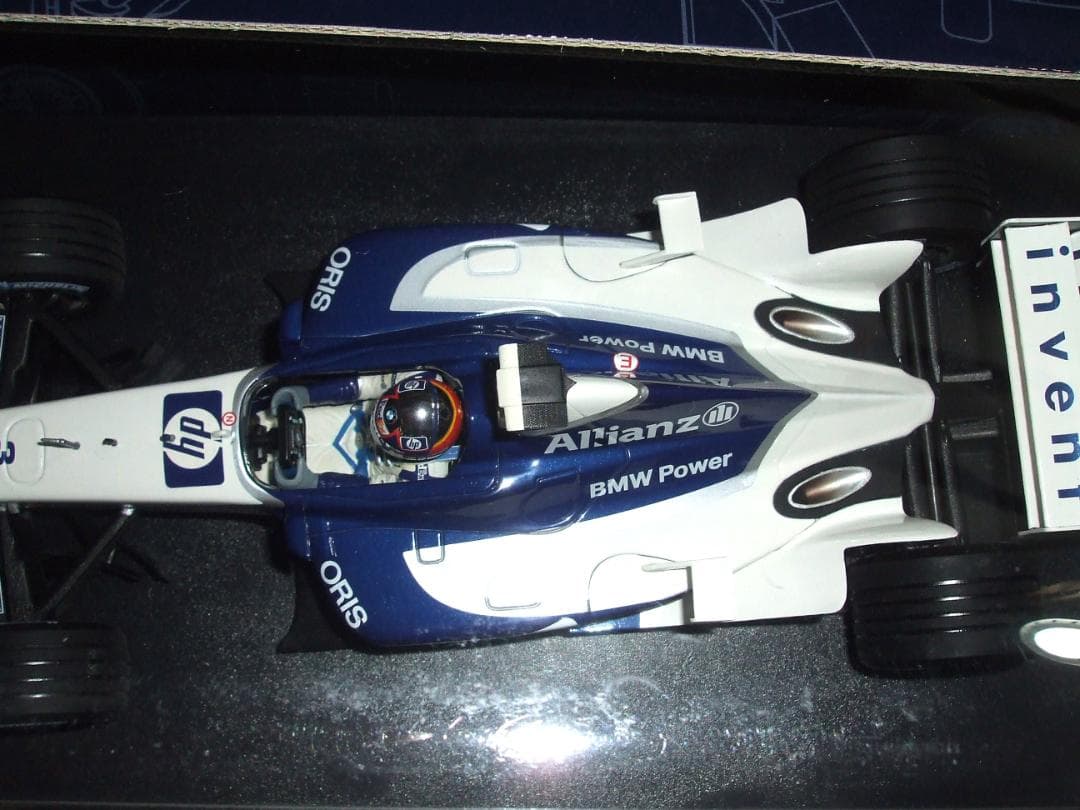 ウィリアムズ SHOWCAR 2003 モントーヤ ミニチャンプス 1／18