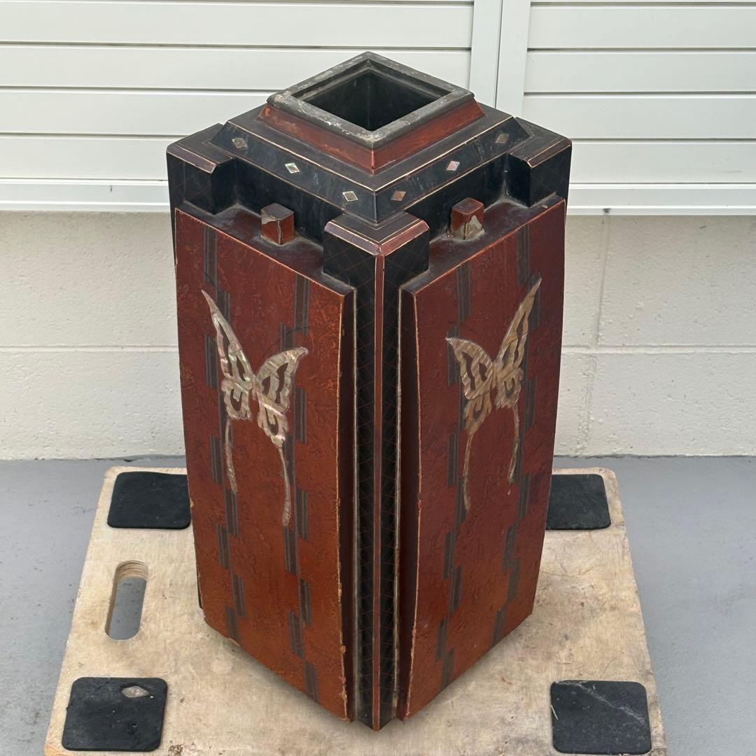 里帰り■江戸時代 蒔絵螺鈿花入 花鳥蒔絵螺鈿角徳利及び櫃 - 京都国立博物館 館蔵品データベース