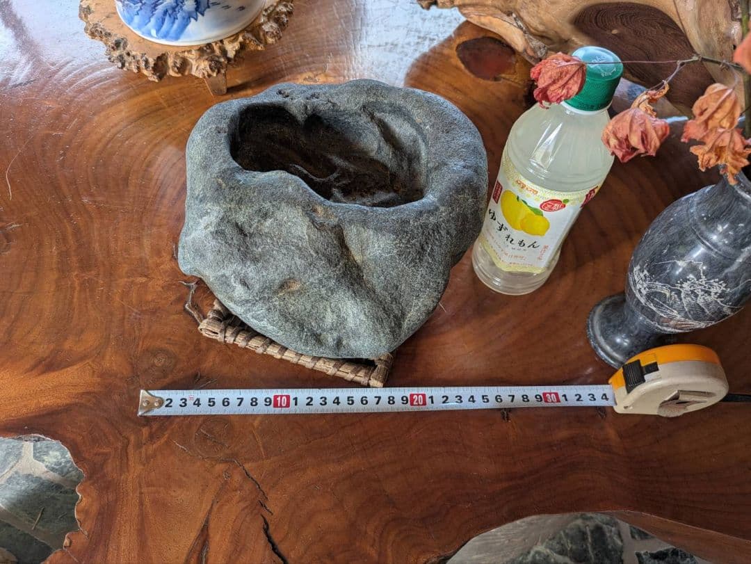 八海石 9.5kg メダカ鉢 天然石