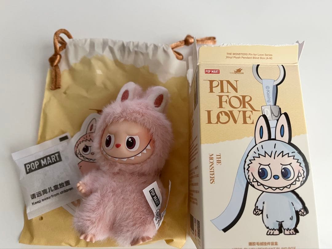 POP MART ラブブ イニシャル g - メルカリ