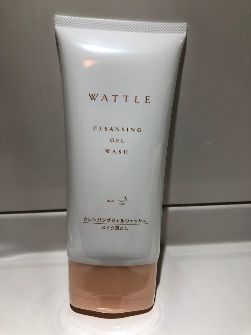 WATTLE ワトルクッションファンデ、パウダー、クレンジングジェル 4点