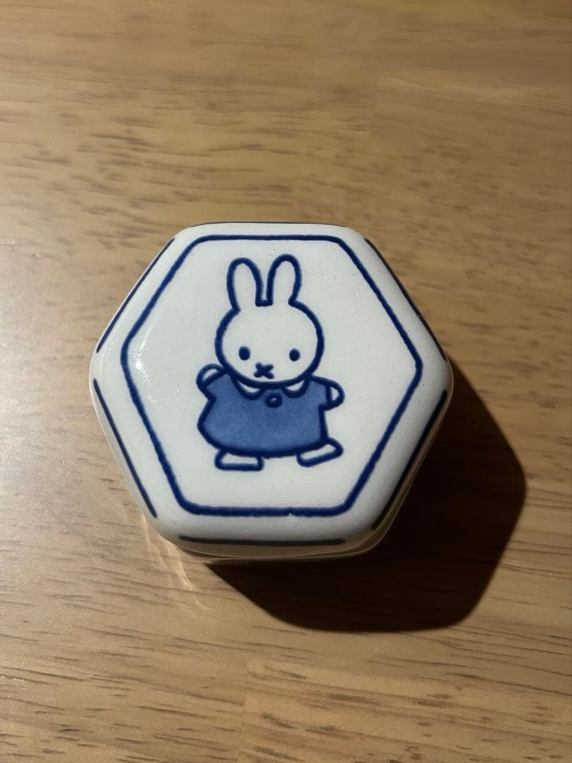 限定品】ミッフィー 大阪関西万博 陶器 小物入れ ロイヤルデルフト