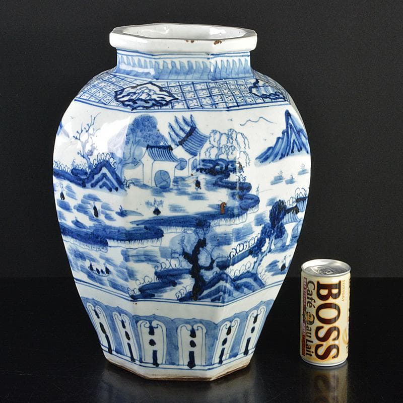 中国　大清乾隆年製款　青花　山水人物文　八角面取瓶　M　R7289B 中国 大清乾隆年製款 青花 山水人物文 八角面取瓶 M R7289B - メルカリ