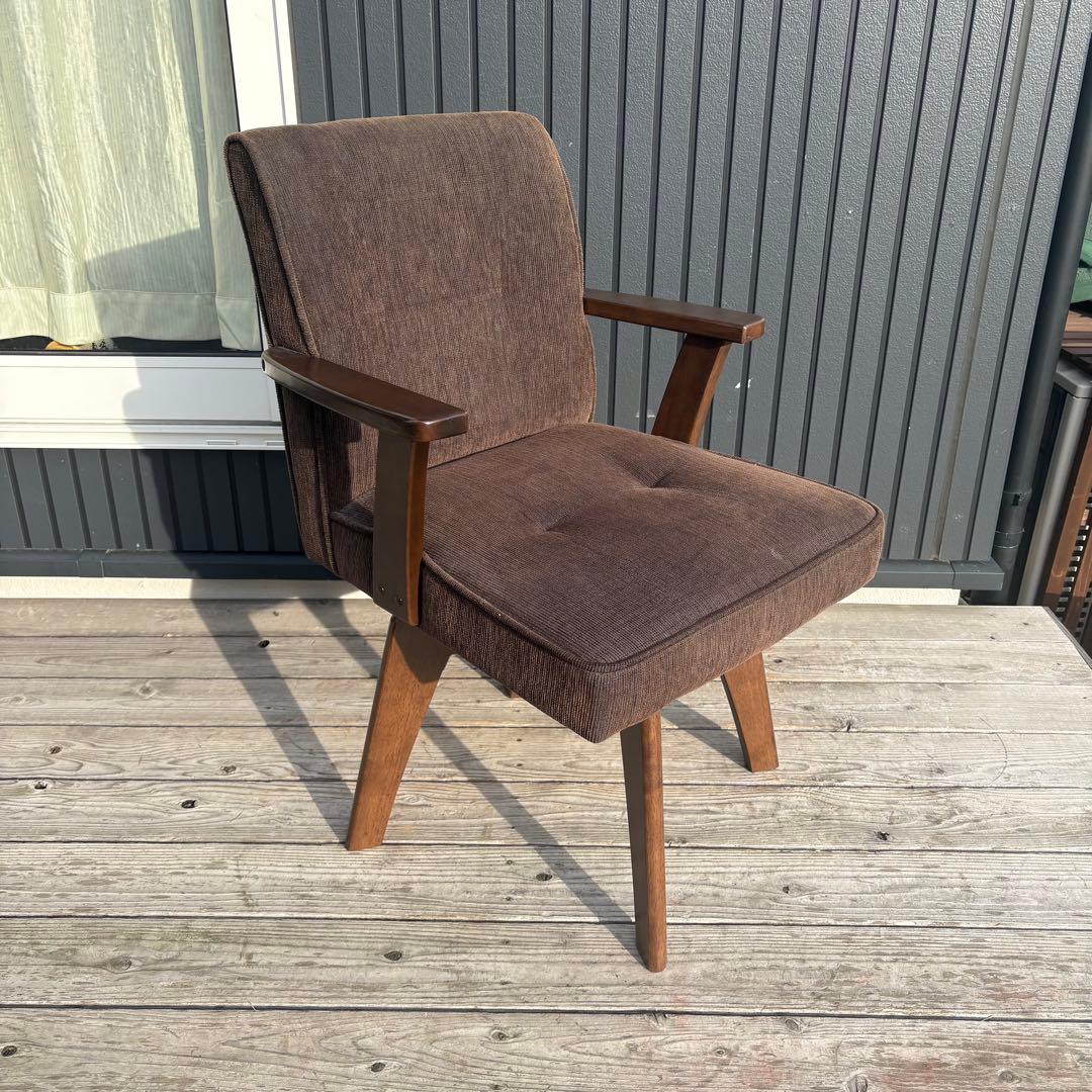 ①北欧レトロ 山善 回転式 天然木製椅子 アームチェア ダイニングチェア コタツ こたつ対応 回転式 ダイニングチェア こたつチェア KOC-7059を激安で