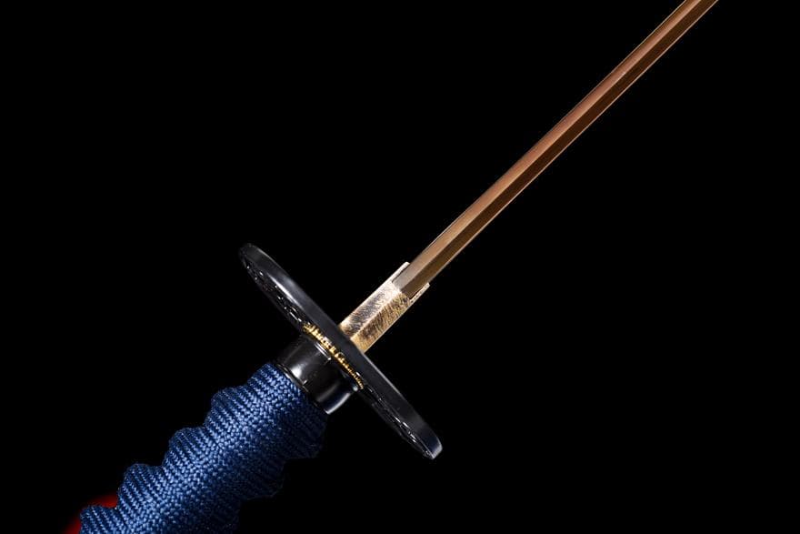 日本刀 模造刀 居合刀 斬馬刀 龍泉剣 中炭素鋼焼金武士刀【カナン