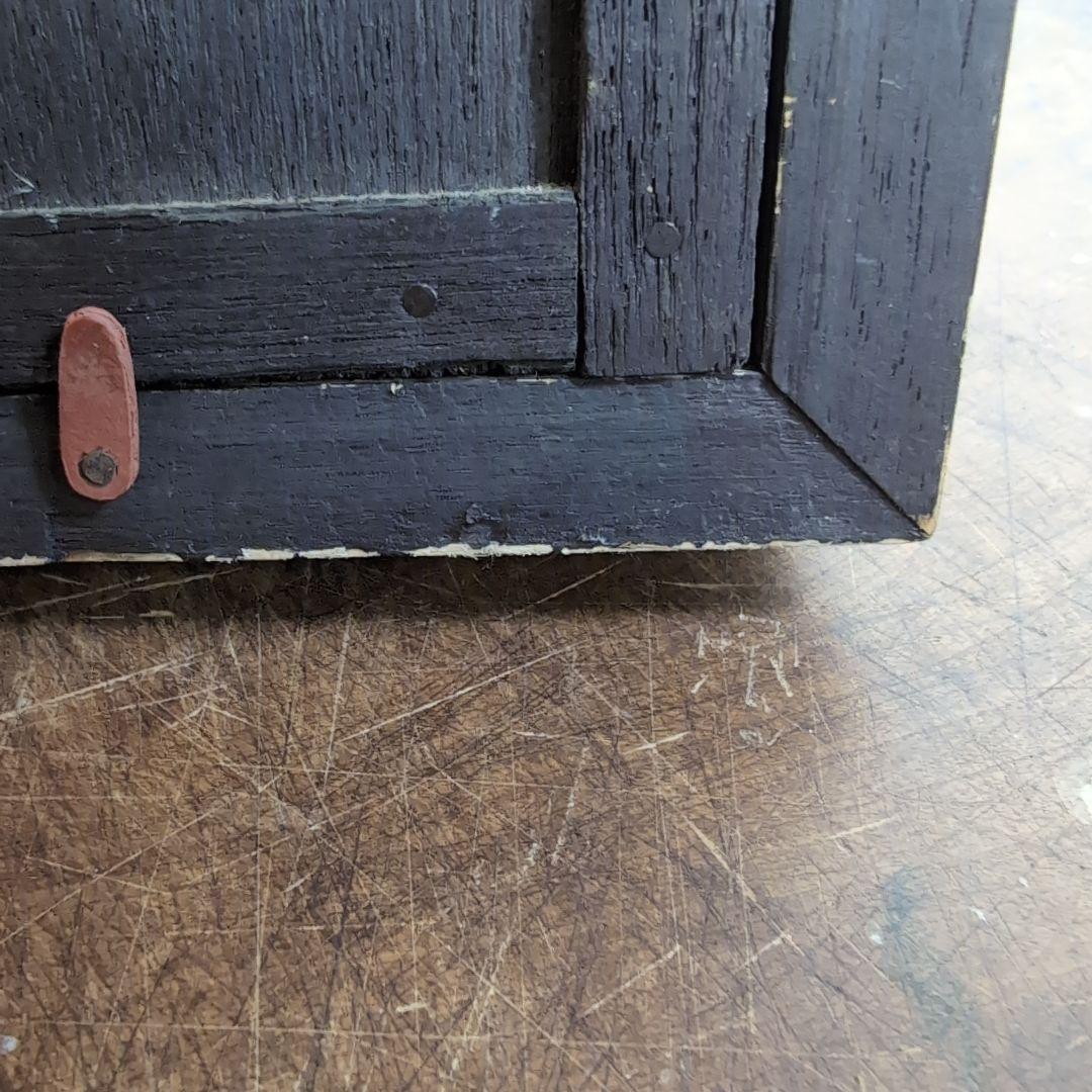 石永皓一郎　人形 金色フレーム 少女人形の肖像　新美術協会会員