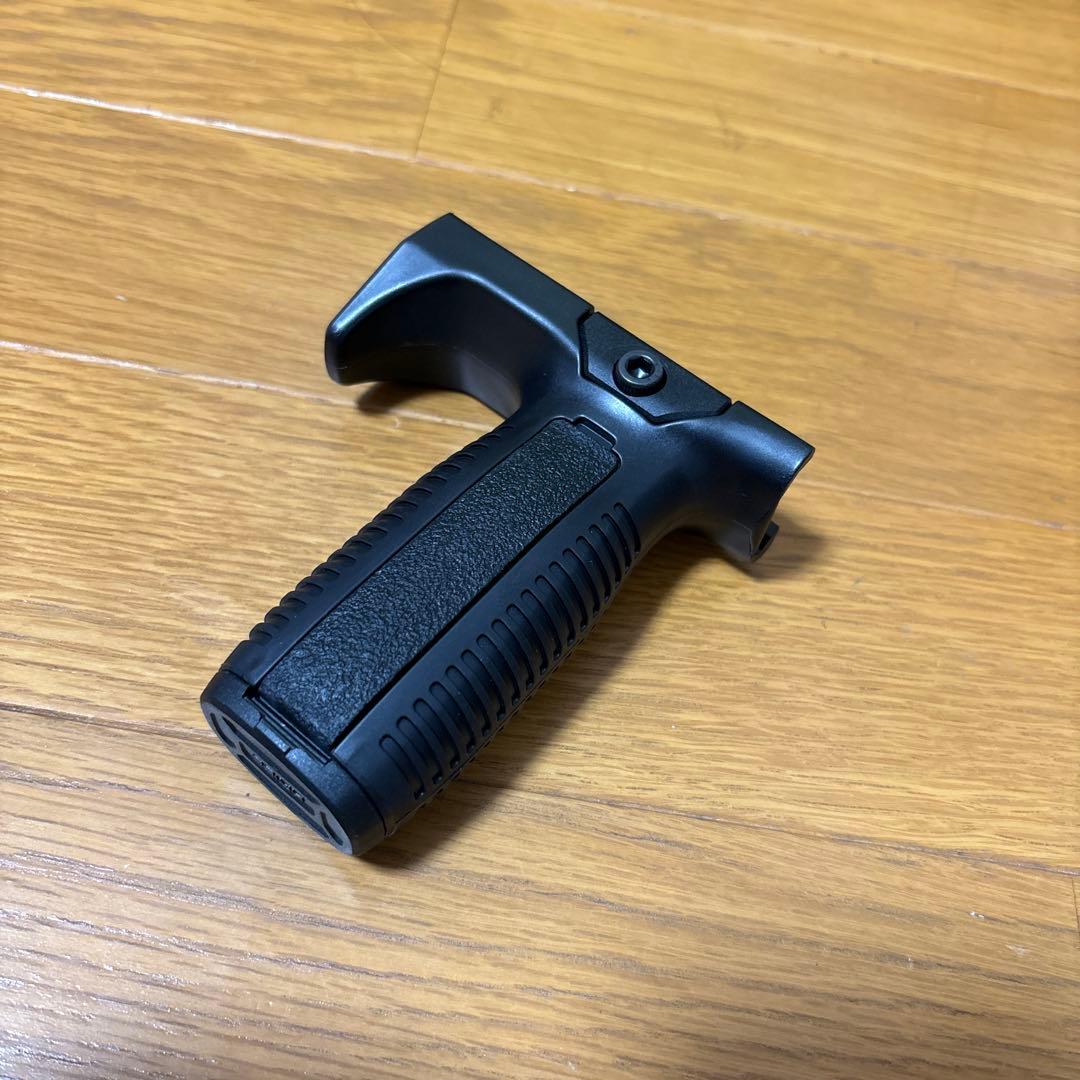 クリス KRISS クリスベクター バーティカルフォアグリップ クライ