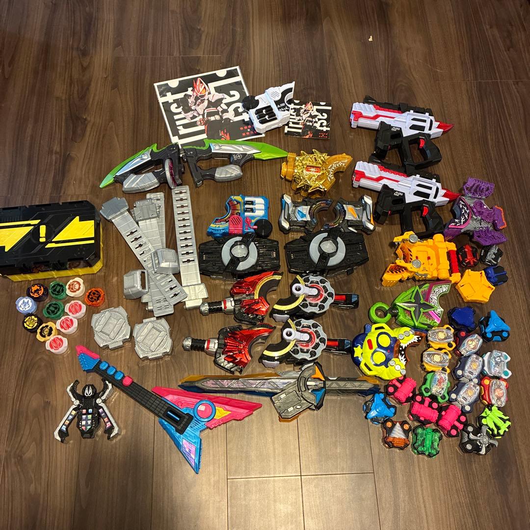 仮面ライダー ギーツ まとめ売り - メルカリ