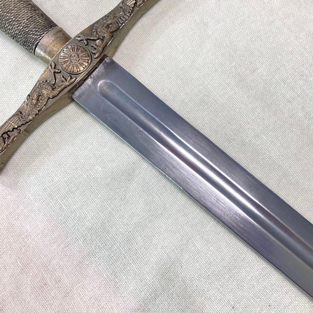 西洋剣 エクスカリバー 模造刀 金属製 実物大 1/1 レプリカ 壁飾り