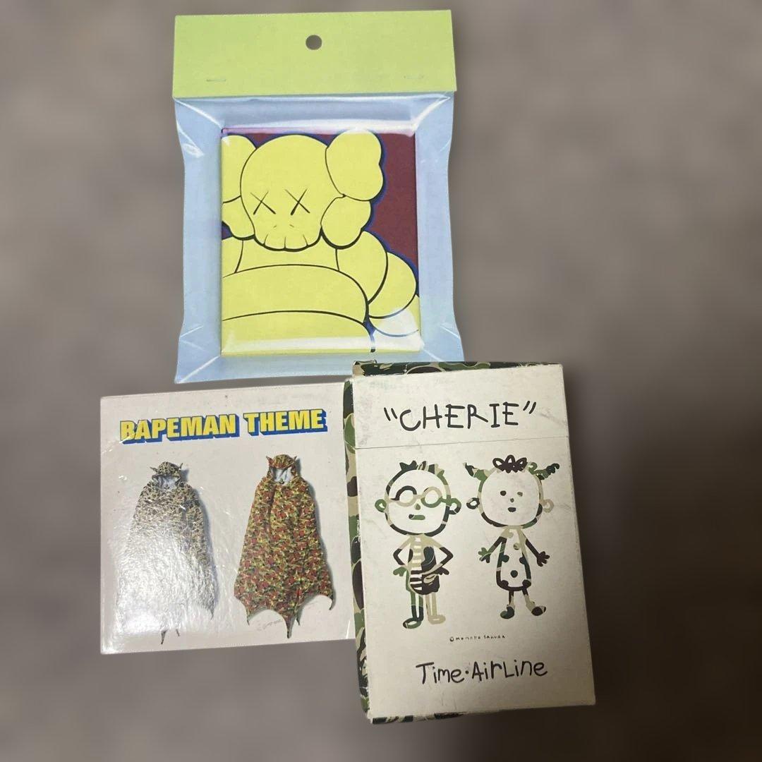 kaws bapegallery フライヤーbapesounds - メルカリ