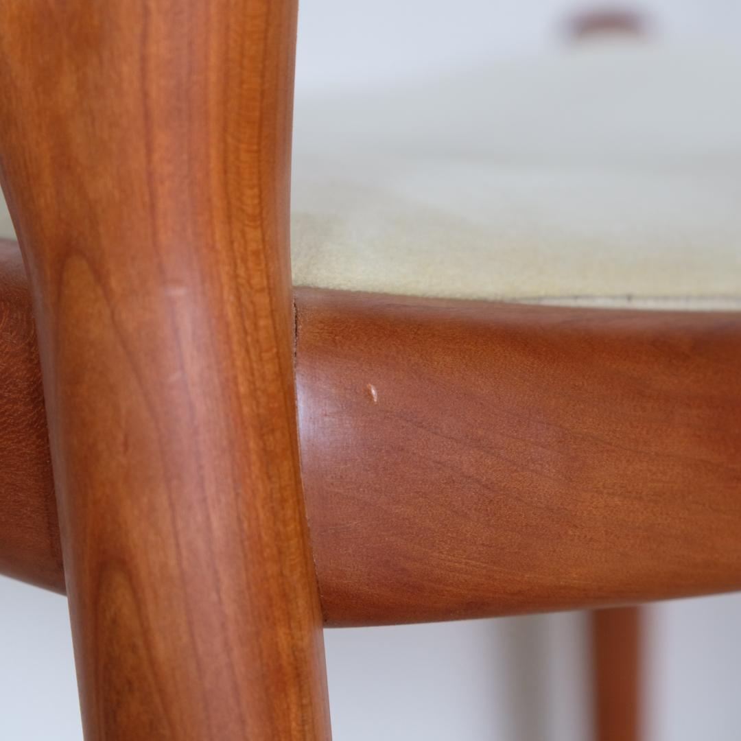 k*2様 【美品｜メンテ済み】Vチェア 家具蔵（KAGURA） チェリー材②