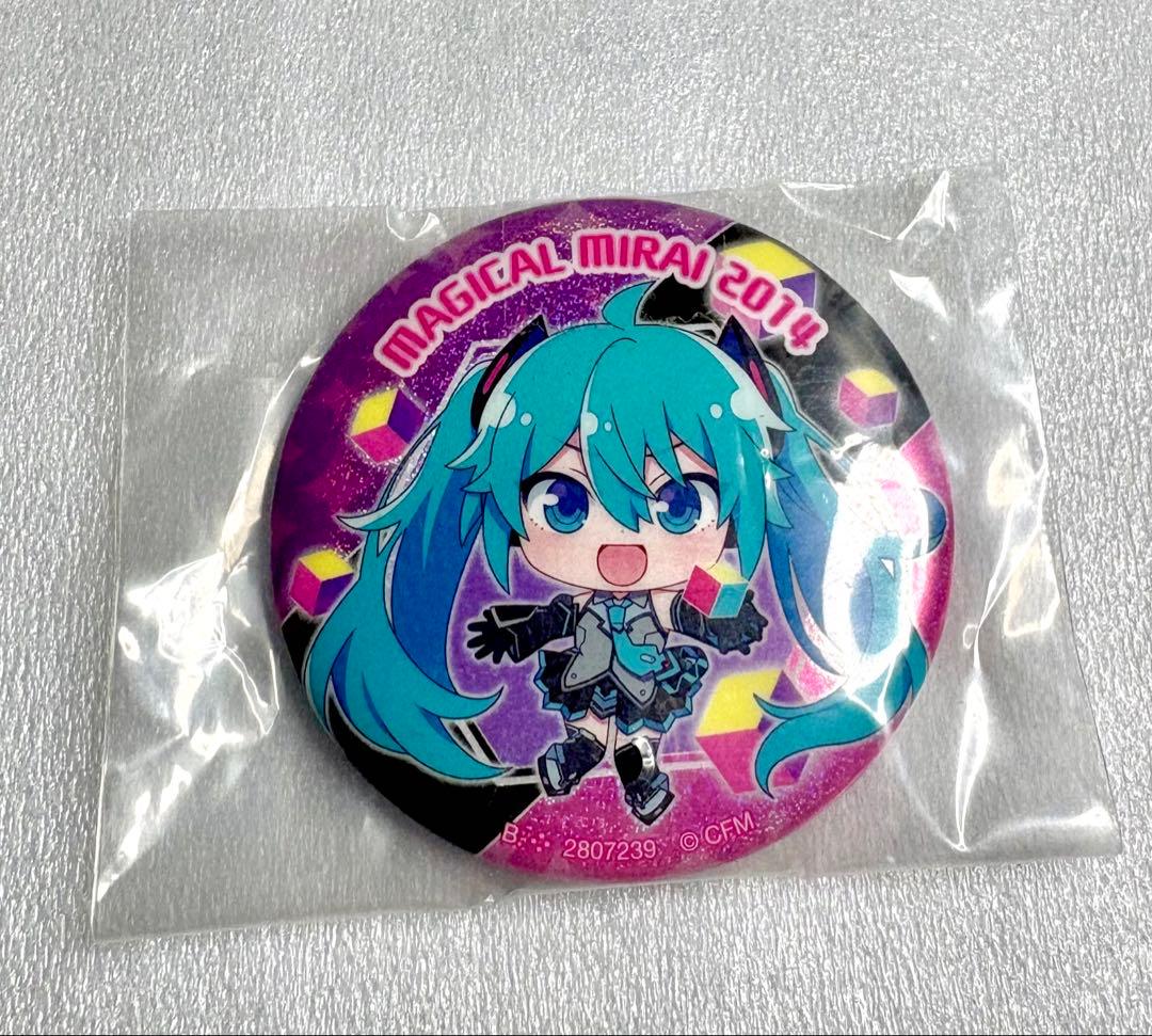 マジカルミライ 2025 あそーと 缶バッチ 2014 - メルカリ