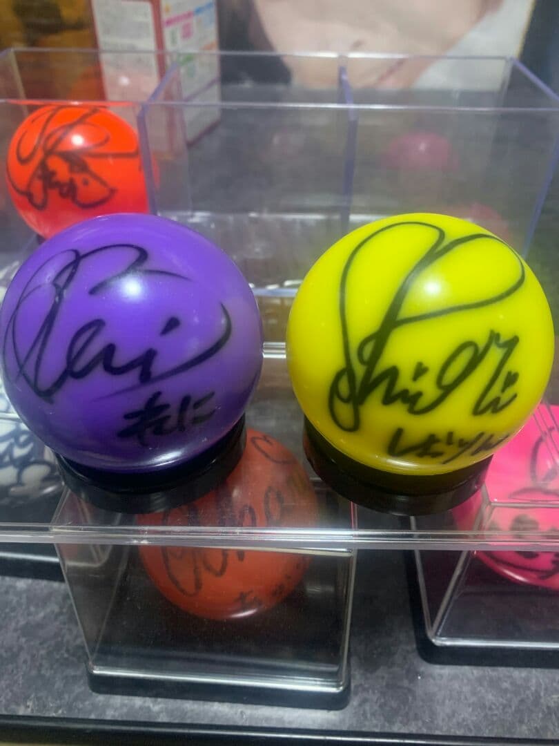 ももクロ サインボール 数量限定】2025 グラフィック入り「直筆」サインボールケース