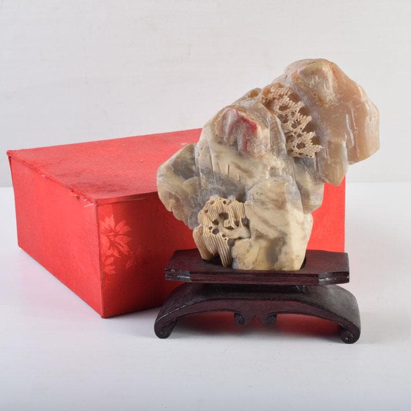 中国　玉石寿山石鶏血彫刻　山水雕　置物　唐木台付　V　9220 桂林鶏血石』 - 国内外の優れた伝統工芸品・美術工芸品の販売・通販