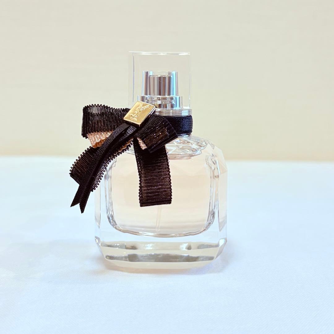 新品　イヴサンローラン　モンパリ　リュミエール　オードトワレ　香水　30ml Yves Saint Laurent（イヴ・サンローラン） 【並行輸入品】イヴサン