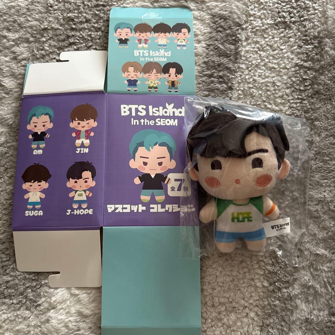 ⭕️本日限定価格⭕️BTS インザソム しまむらマスコットチャーム【J