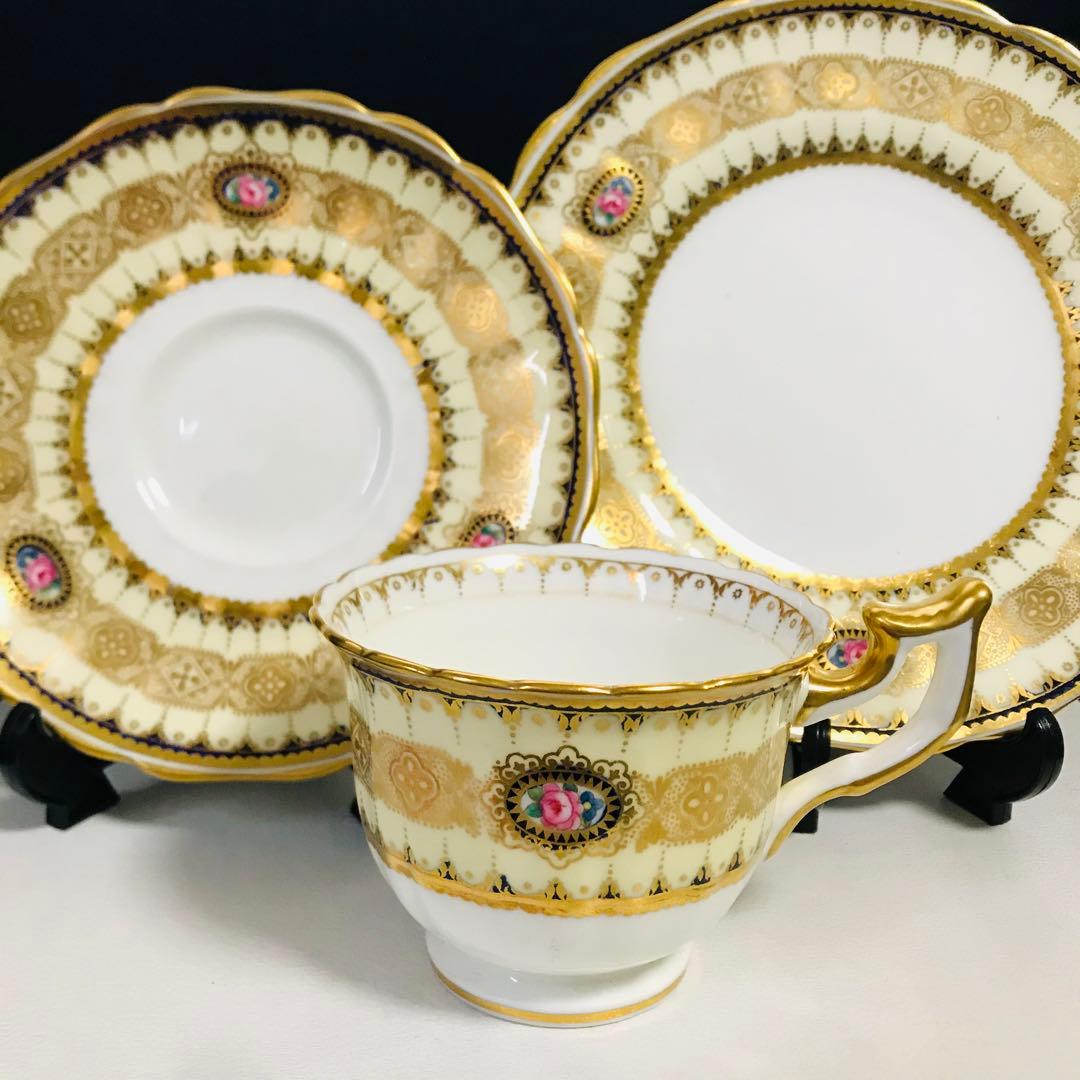 cauldon コウルドン　フラワー窓絵　金彩　トリオ cauldon コウルドン フラワー窓絵 金彩 トリオ - メルカリ