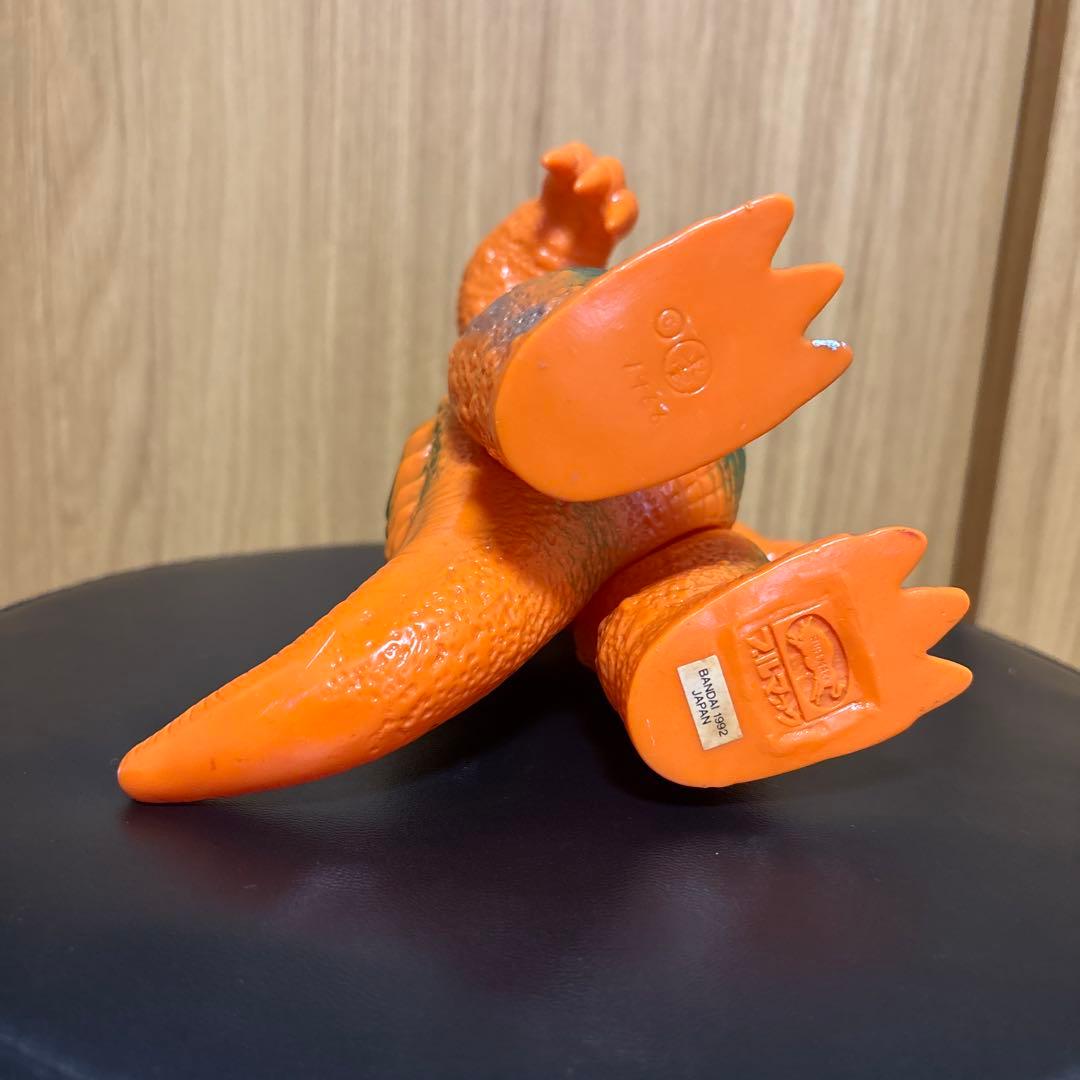 バンダイ 東宝怪獣シリーズ ブルマァク バラゴン オレンジ成型 - メルカリ