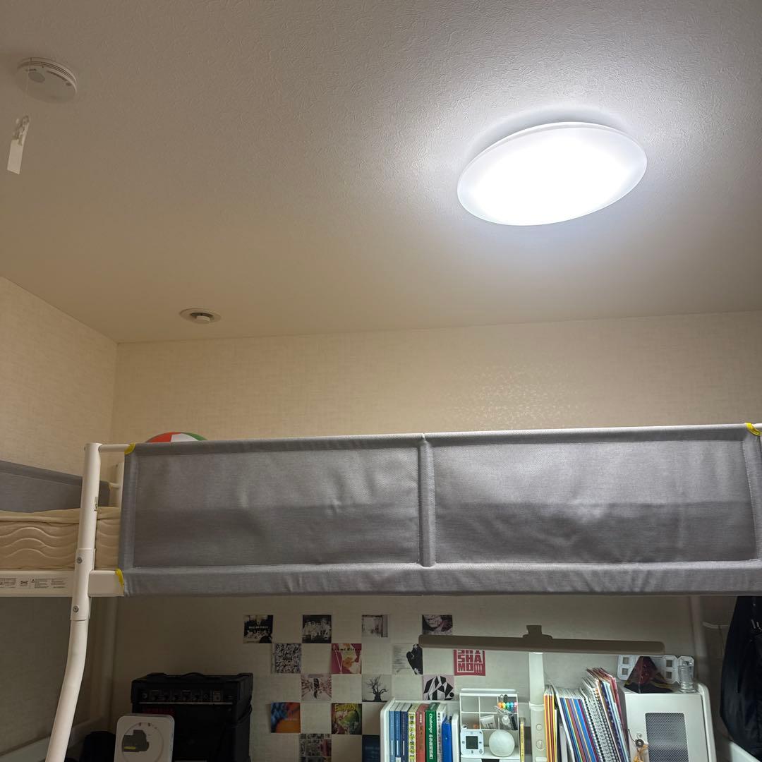 ロフトベッドIKEA イケアのロフトベッドで、子ども部屋を秘密基地に！ 狭い空間を賢く