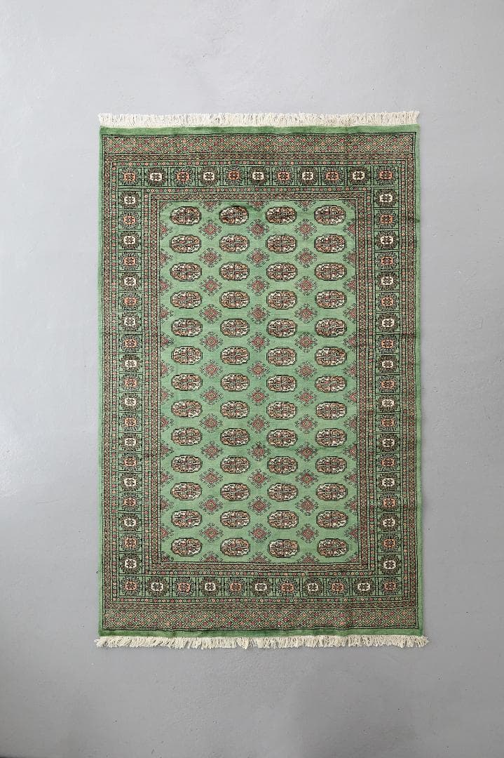新品 大型ヴィンテージラグ パキスタン絨毯（242×152cm）緑 茶 黒 黄