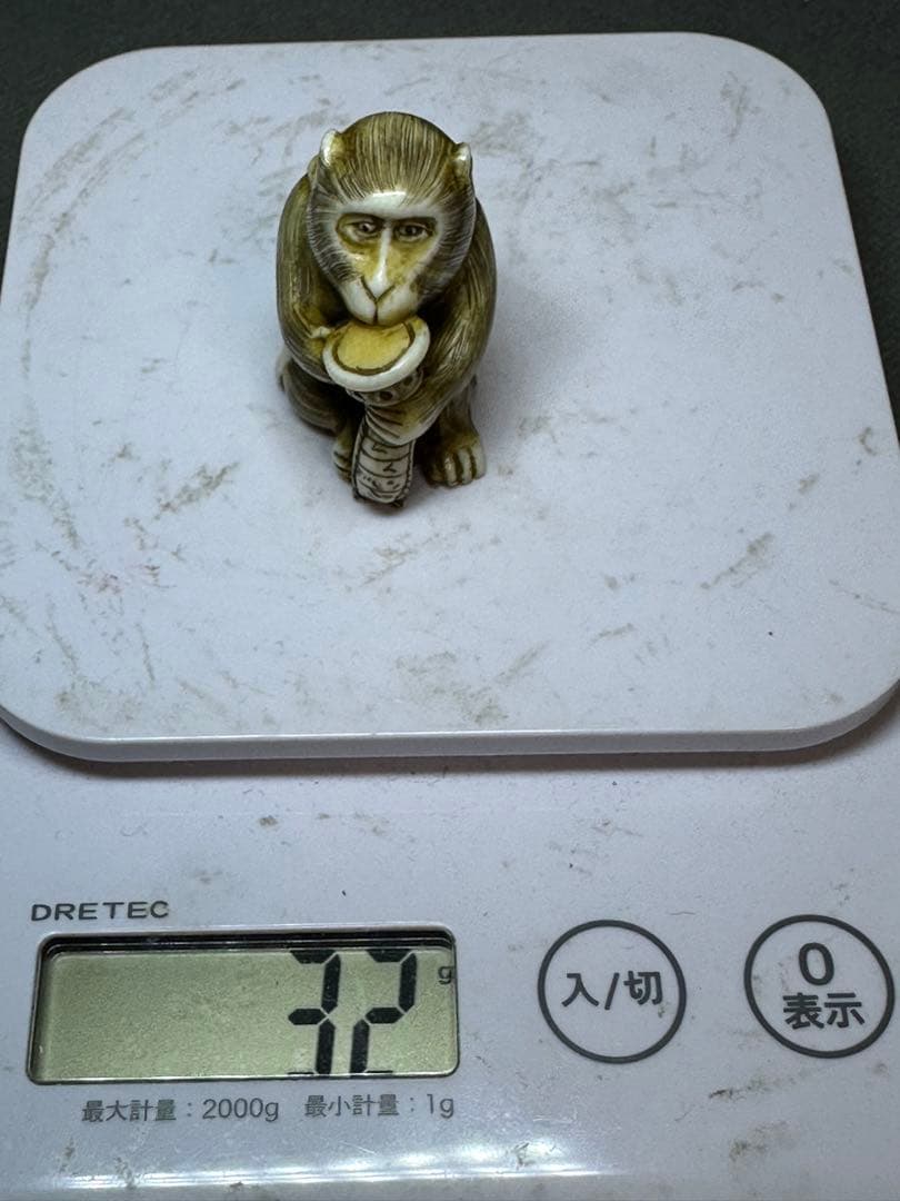 根付 猿 アンティーク 置物 骨董 飾り物根付 古美術品 置物 細密細工