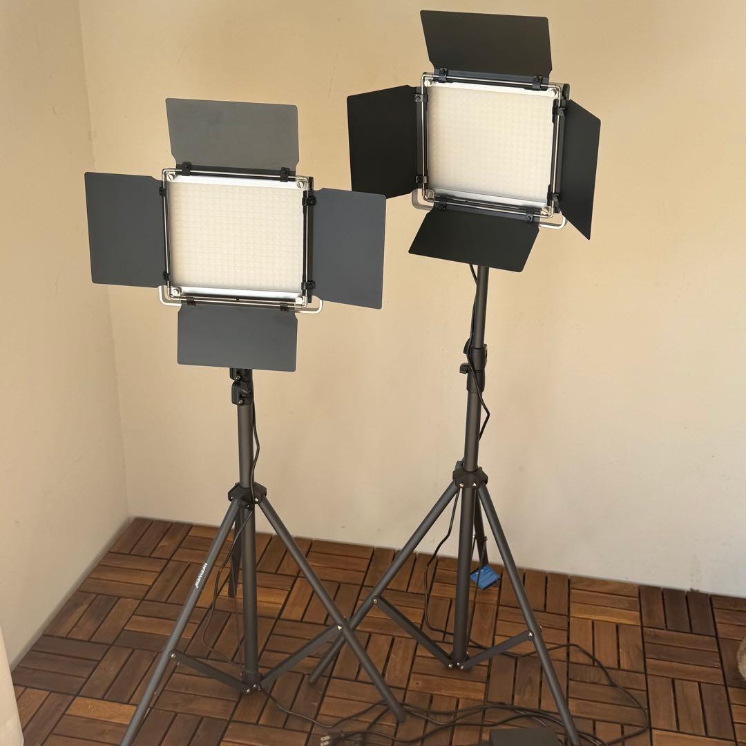 NEEWER 660 PRO II RGB LEDライト スタンド付2台セット NEEWER 2 Pack RGB660 PRO LED Video Light with Stand Kit