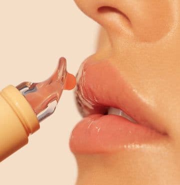 ルル様　リクエスト品　KYLIE SKINリップバター ピーチマンゴー２個セット kylie-lipbutter10.jpg