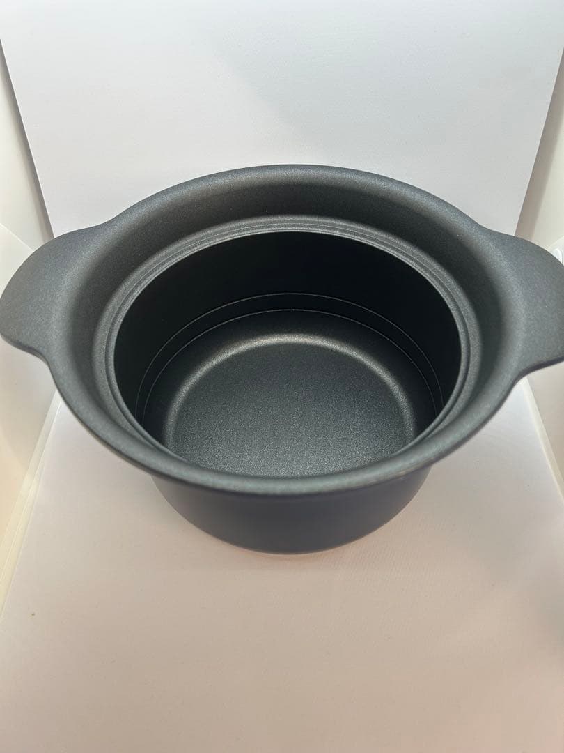 新品未使用・箱なし】栗原はるみ 万能鍋 小 蒸し器付き／鍋つかみおまけ