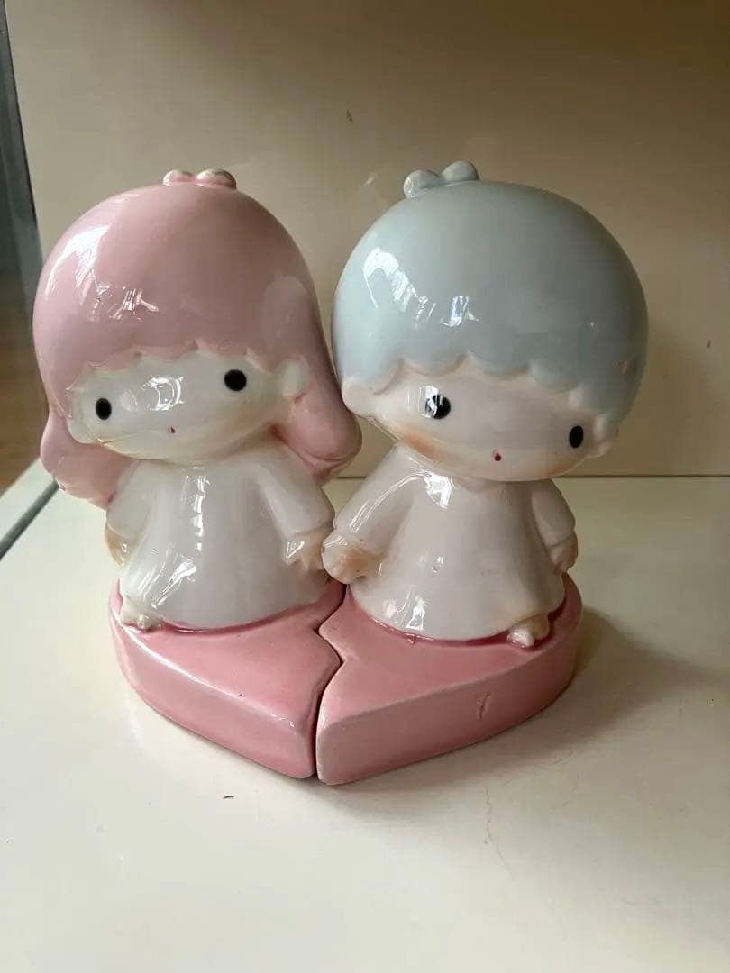 LittleTwinStars キキララ　貯金箱　1976年　レア　昭和レトロ LittleTwinStars キキララ 貯金箱 1976年 レア 昭和レトロ - メルカリ