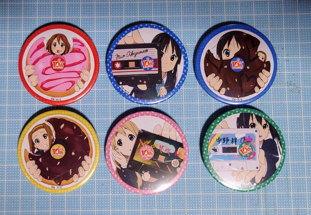 けいおん！10周年トレーディング缶バッジ Part1、Part2 6種類 - メルカリ