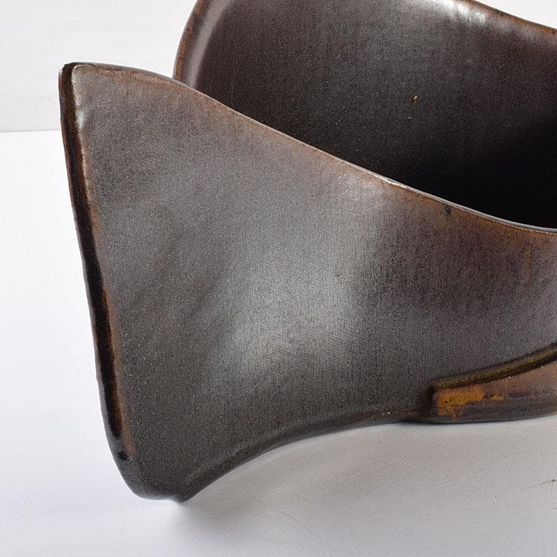 瀬戸焼 今野登志夫作 古瀬戸花器 共箱 V 7170C - メルカリ