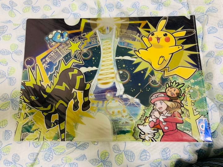 激レア！ポケモン　クリアファイル　セレナ　ピカチュウ ポケモン クリアファイル ピカチュウ ポケモンセンター
