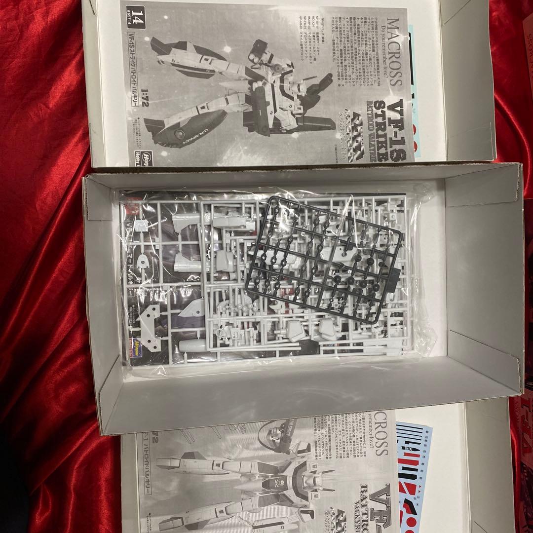 VF-1 バルキリー 3点セット 新品 未開封 マクロス プラモデル 1/72