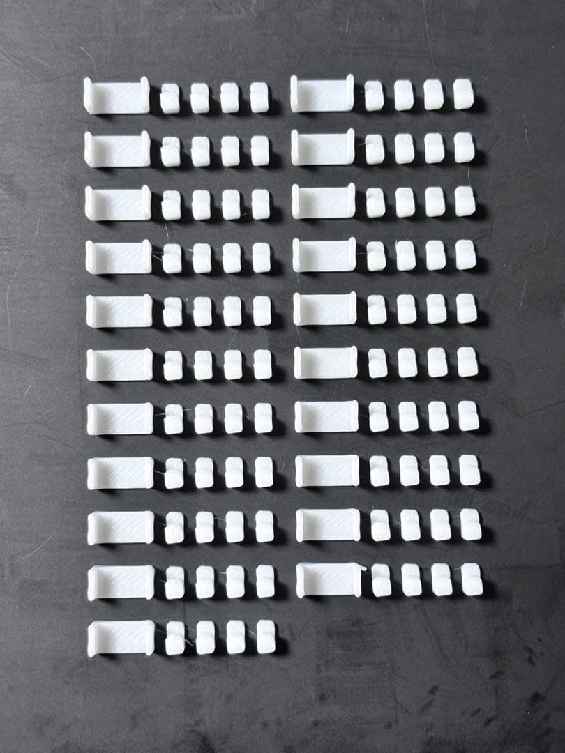 建築模型 机 椅子 縮尺1/200 40セット 数量調整可 - メルカリ