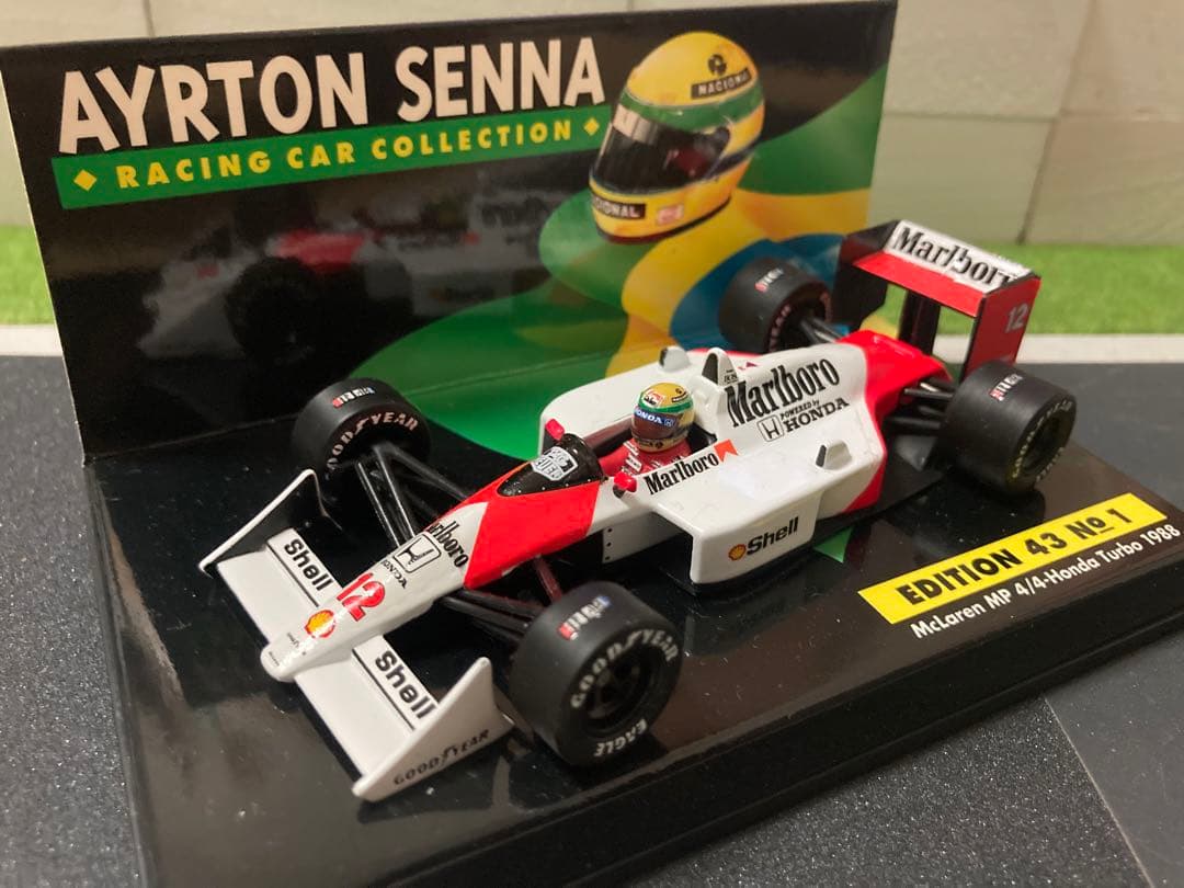 ミニチャンプス(マルボロ仕様)‼️マクラーレンホンダMP4/4 アイルトン