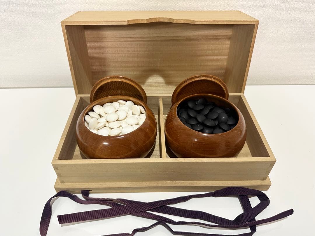碁石　蛤　9mm 碁笥、碁器箱付き 囲碁 木製碁笥 欅 特大 桐製碁笥箱付き ※蛤碁石36号まで収納可能