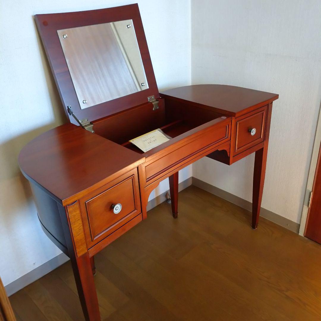 新品・未使用、ドレクセルヘリテイジ トライユン 化粧机(Poudre) 2026年最新】ドレクセルヘリテイジの人気アイテム - メルカリ